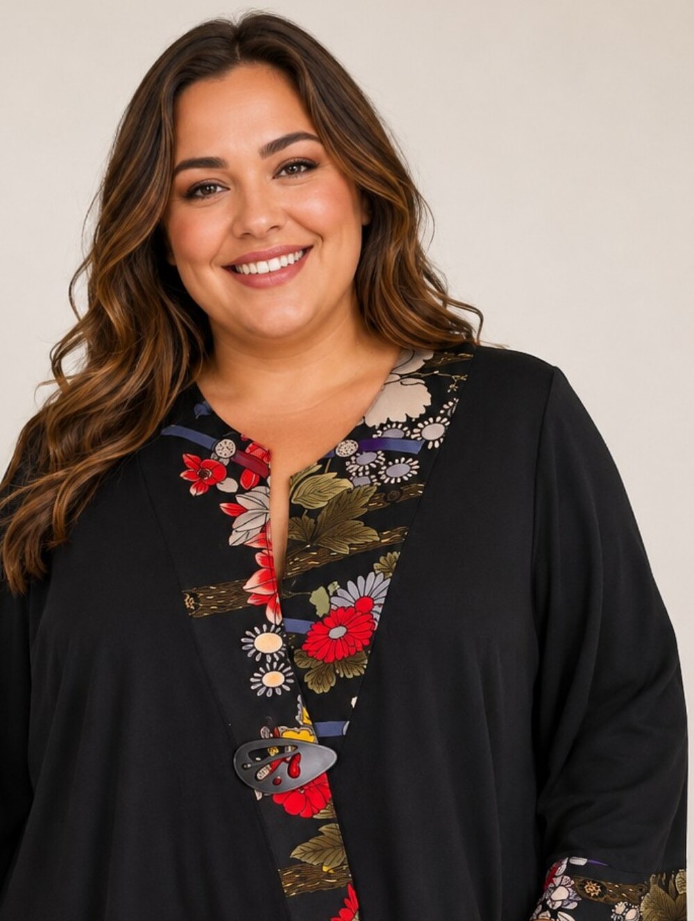 NWT Channa Floral Trim Black Kimono Cardigan. Size 2XL.